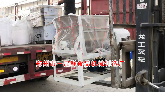 浙江臺州客戶訂購的自動(dòng)疊片燴面機(jī)發(fā)貨啦(圖2)